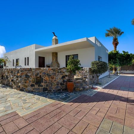 Villa Palmeras Soroni Exterior foto