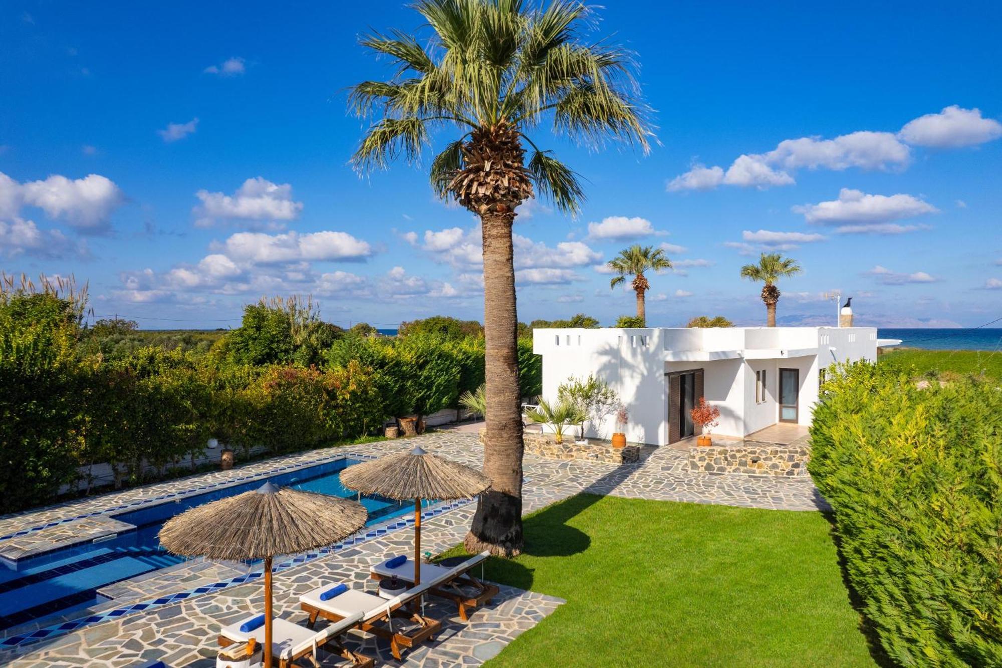 Villa Palmeras Soroni Exterior foto